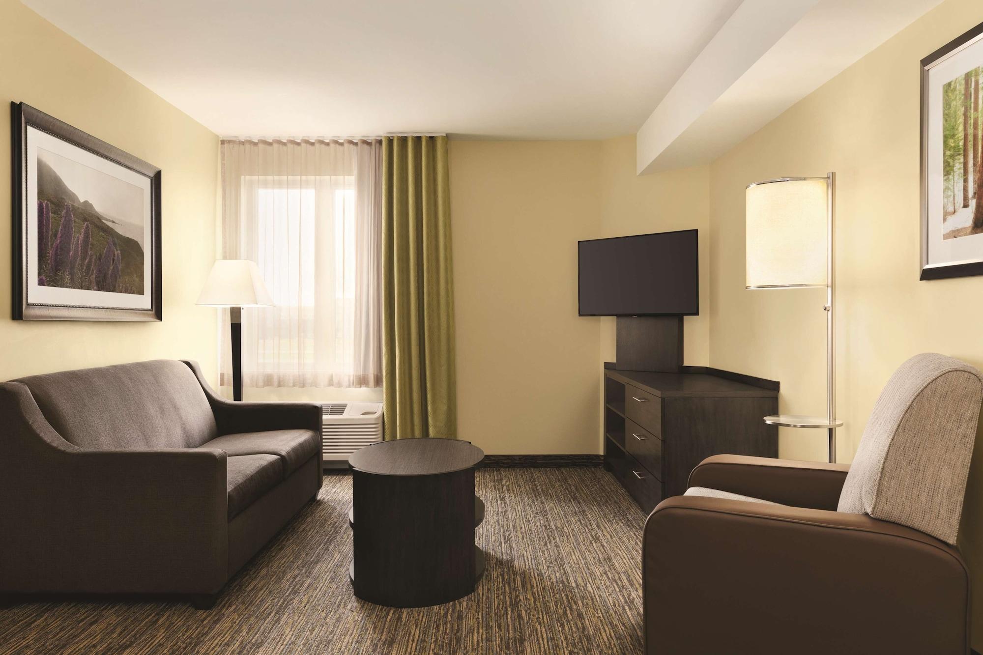 Park Inn By Radisson, Calgary Airport North, Ab Bagian luar foto